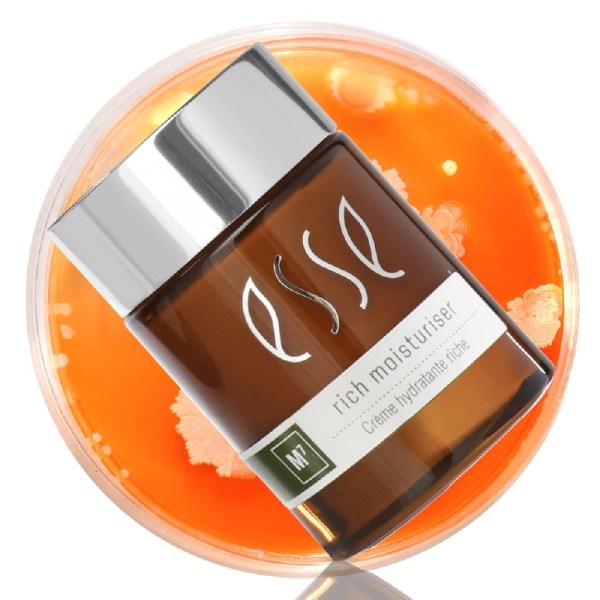 Rich-moisturiser-esse